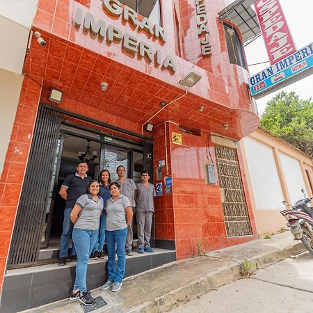 Hospedaje Gran Imperial 툼베스 외부 사진